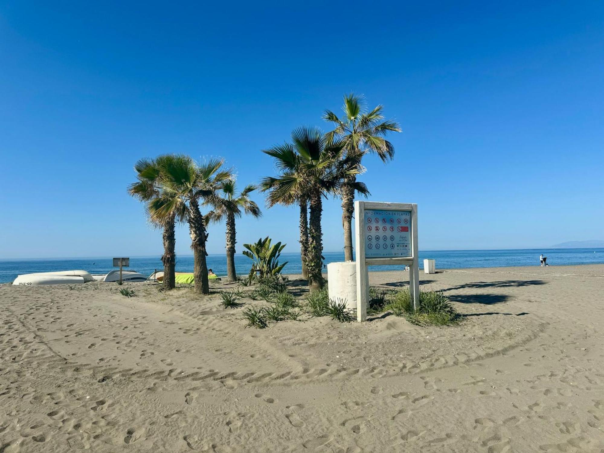 Strandnaera Boende I Torrox Costa Exterior photo